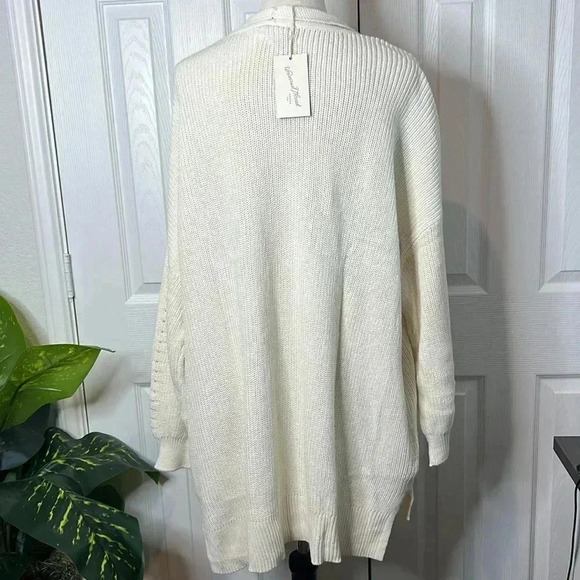 Universal Thread Women’s Open-front Cozy Knit Cardigan Color Cream Size 2X - Picture 9 of 12